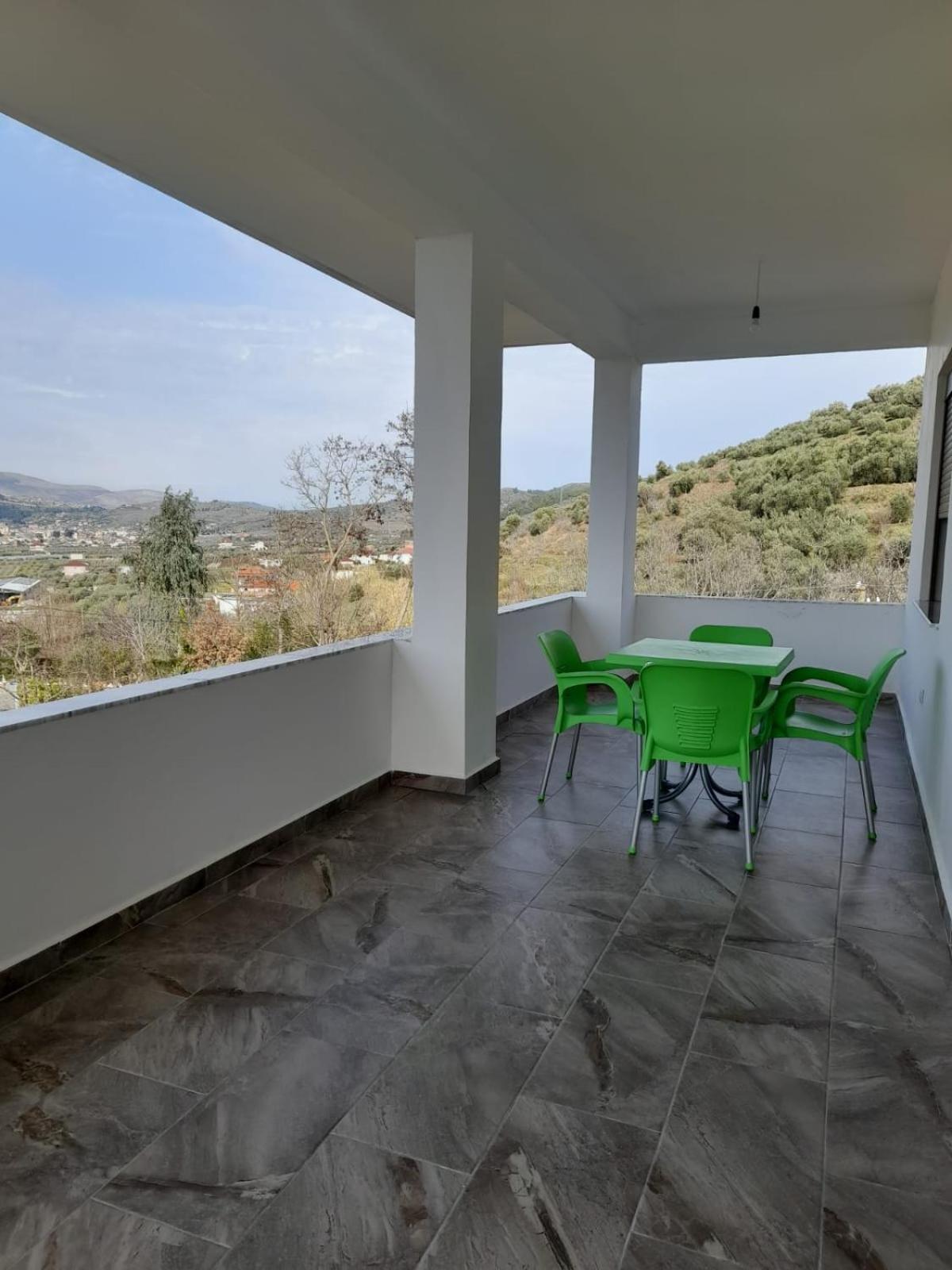 Villa Besart Μπεράτ Εξωτερικό φωτογραφία